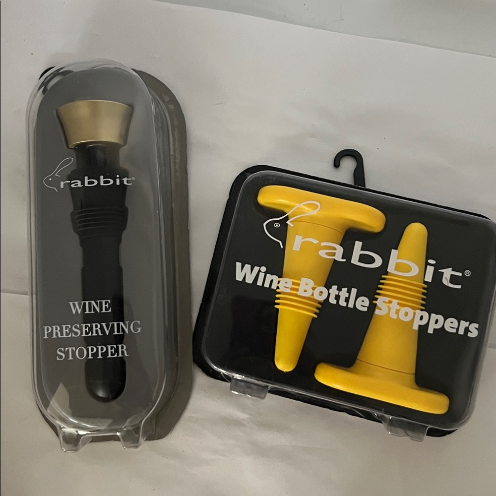 Rabbit Wine Preserving Stopper + 2 Wine Bottle Stoppers NIB